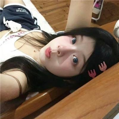 亲吻的人们